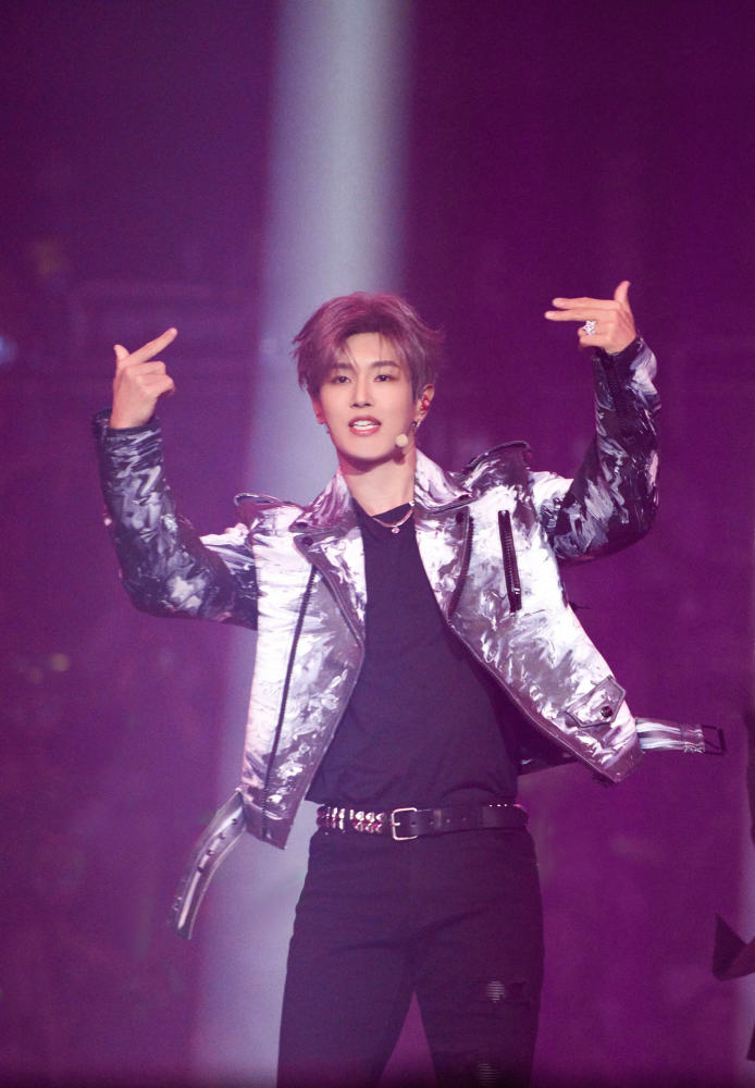 李汶翰新ep 汶 首单 Darlin 正式上线 首唱舞台燃爆全场 全网搜