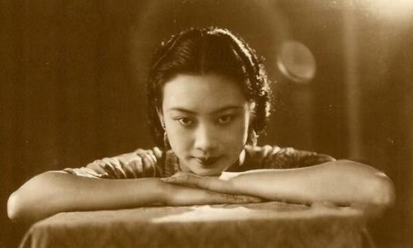 上海滩第一美女胡蝶有多美?戴笠想娶她为妻,张学良和她传出绯闻