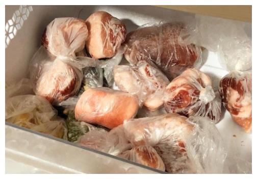冻在冰箱里的肉超过这个时间就算再心疼也要扔掉别吃了