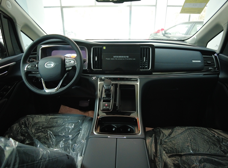 98万起,大7座!传祺m8外观商务厚重,内饰舒适,动力还挺猛_腾讯新闻