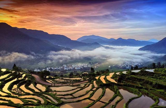 大美中华陈中摄影艺术作品展在穗展出