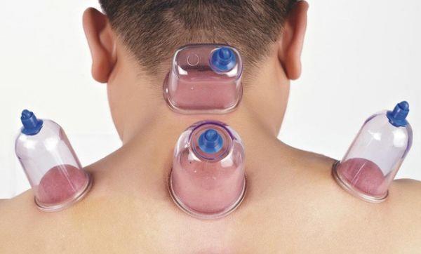 因为患者此时体内阳气不足,拔罐会破坏自身的阴阳平衡.