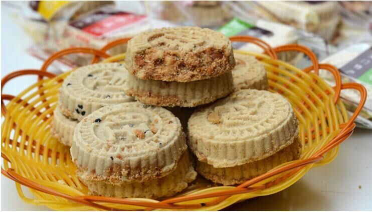 米饼 米饼选料精细,做工繁复,是惠州的传统小吃.