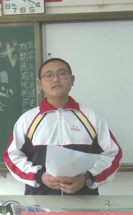 在玉田县有这样一位少年,作为一名志愿者,他热心公益,大爱无私