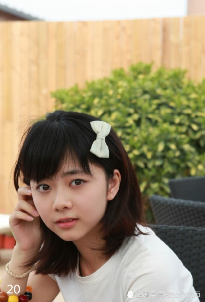 女明星20岁时的模样,陈都灵秀气,杨颖时髦,迪丽热巴太美腻了