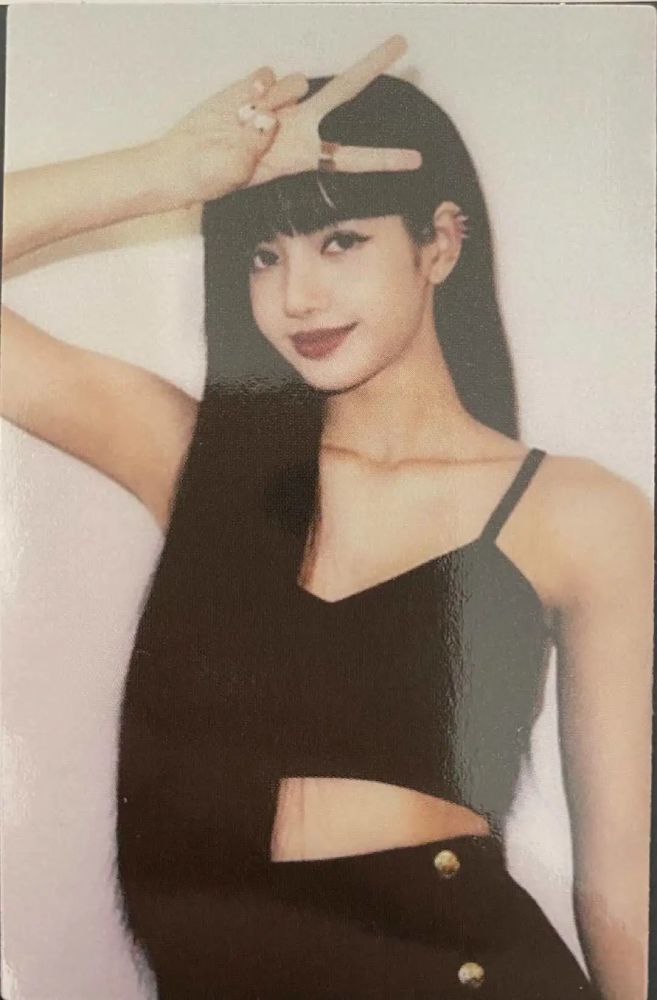 泛黄的小卡都是爱过你的痕迹|lisa小卡合集_腾讯新闻