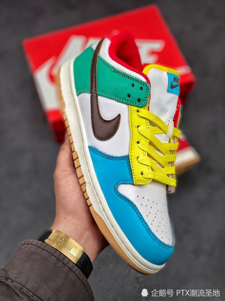 外观看似杂乱,实则上脚真香!dunk糖果鸳鸯配色开箱