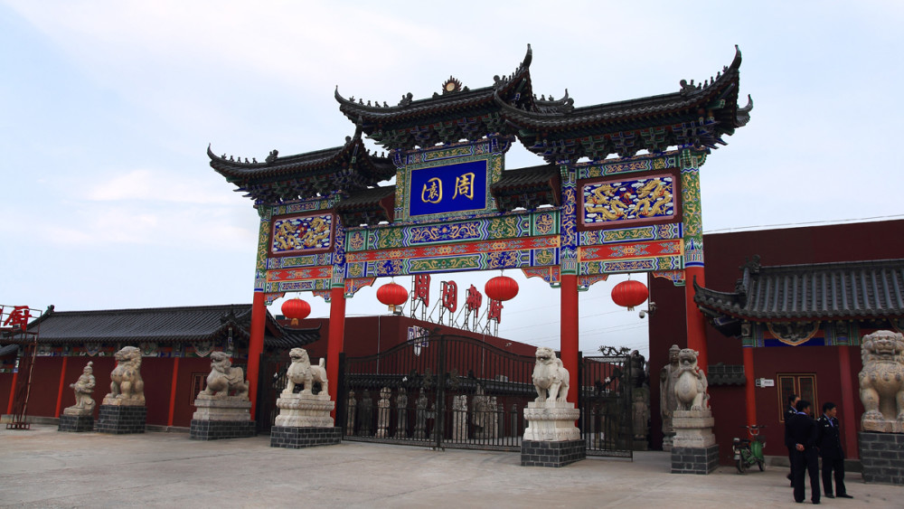 有北有故宫南有周园美誉的景点汇集了众多古代文化艺术品