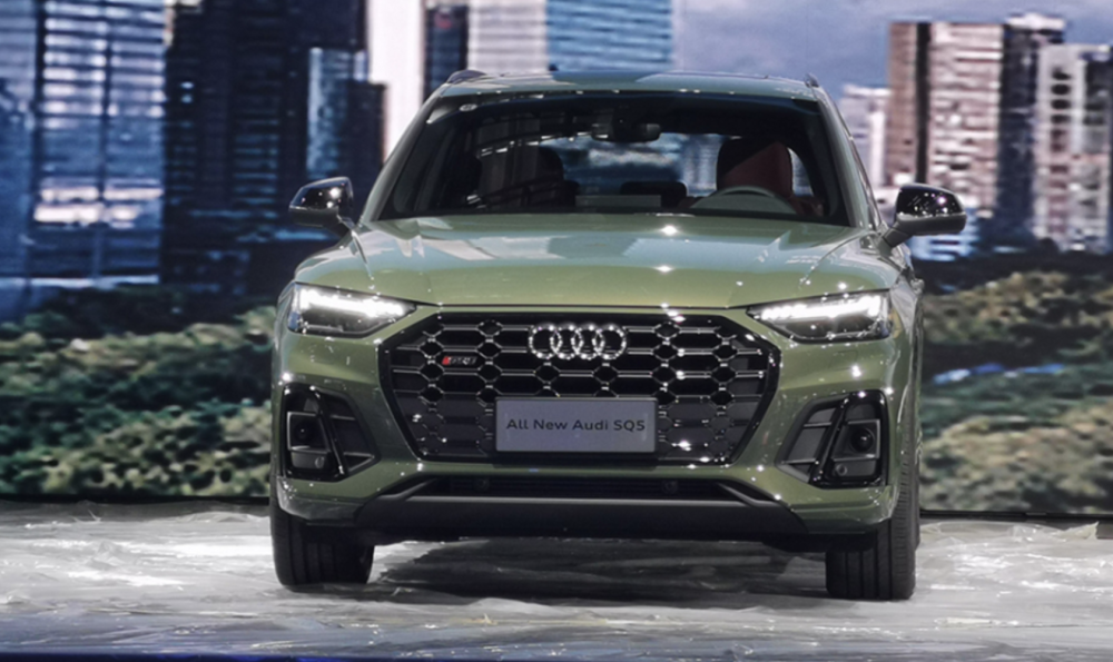 2021粤港澳车展 新款奥迪sq5国内首发