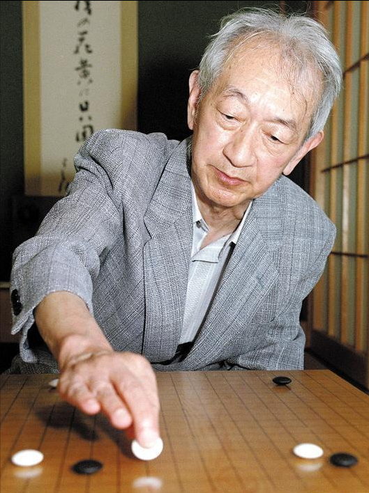 棋圣吴清源的双面人生国家花钱让他安心下棋他却甘愿效力日本