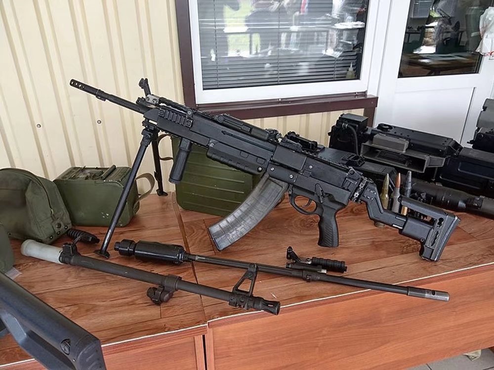 步兵的手持重火力,全球十大现役轻机枪,有你认识的吗_腾讯新闻