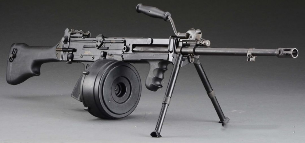 步兵的手持重火力,全球十大现役轻机枪,有你认识的吗_腾讯新闻