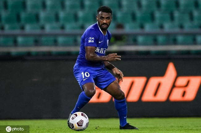 难啊!穆里奇发威难阻球队遭逆转 沧州无缘赛季首胜