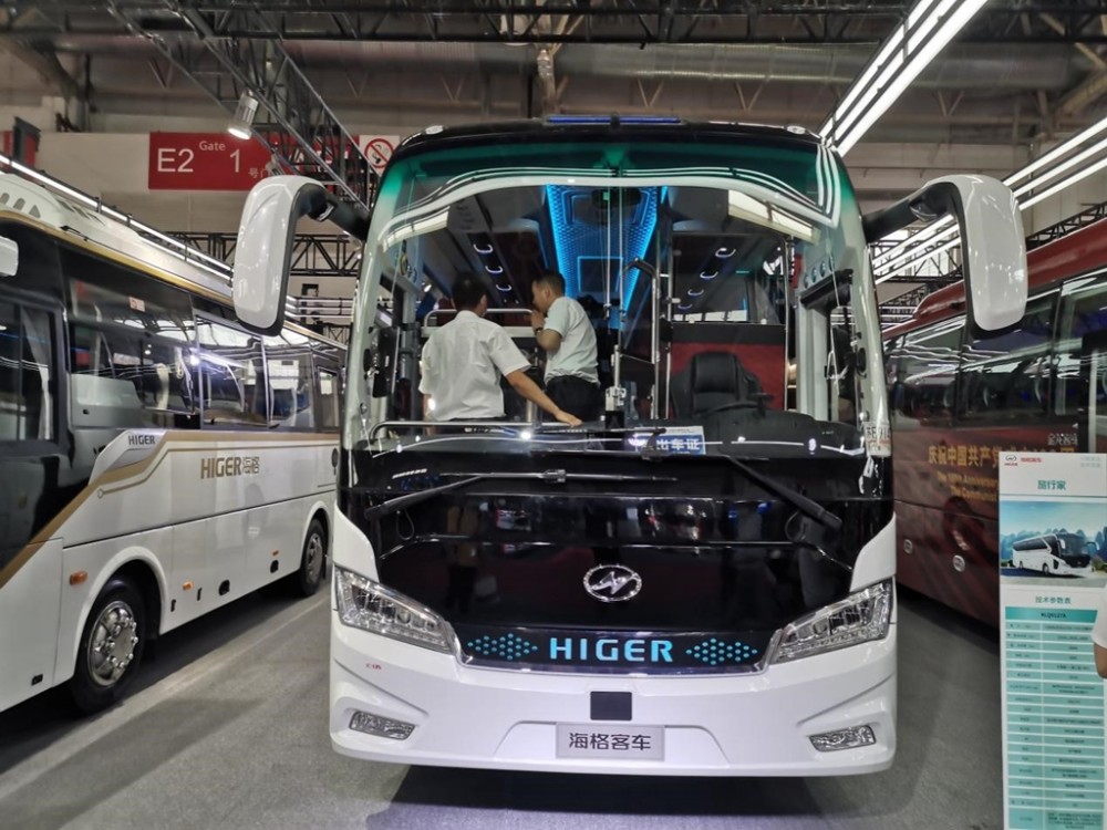 走近海格“旅行家”柴油旅游客车