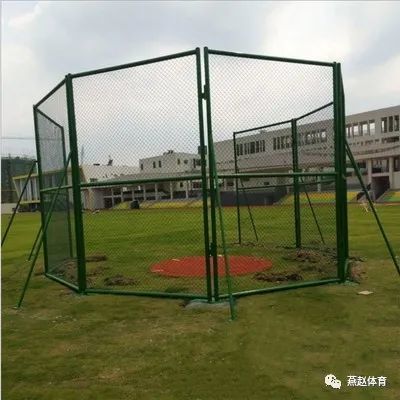 铁饼运动力与美的结合