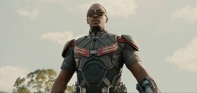 漫威的猎鹰多会搞事仗着自己是黑人逼宫漫威最后还得逞了