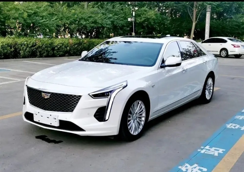 凯迪拉克ct6降价17万(凯迪拉克ct6报价优惠多少)