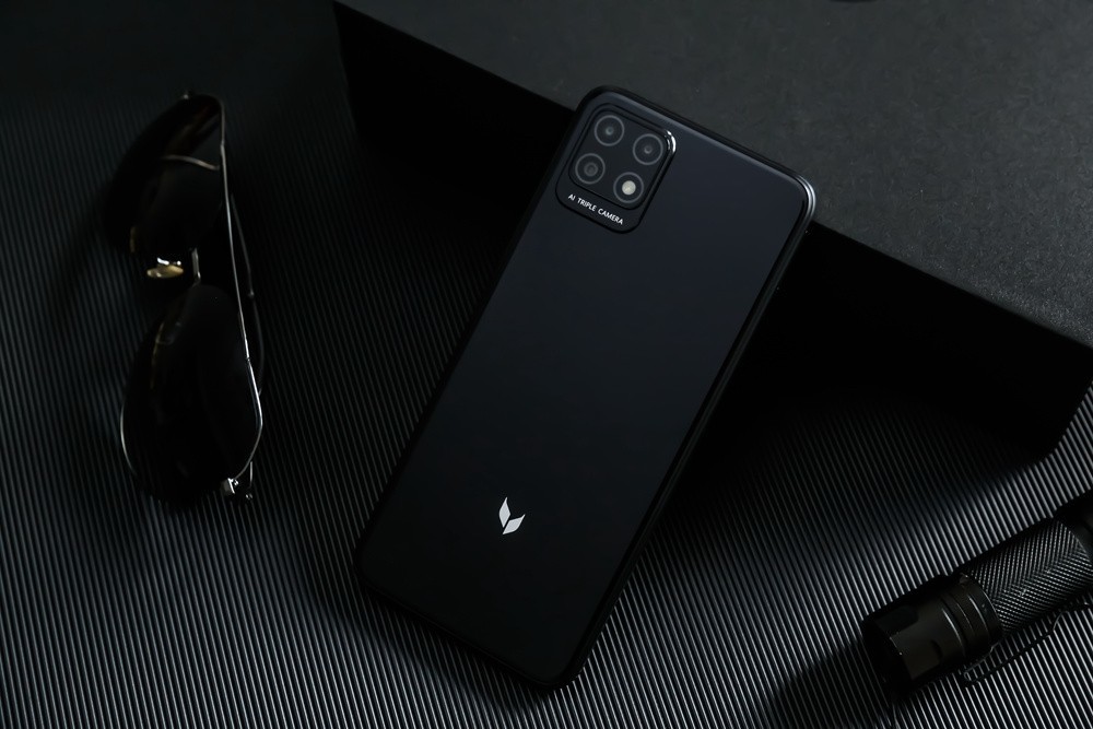 快充长续航,大光圈ai三摄加持,麦芒10 se 5g图赏品鉴