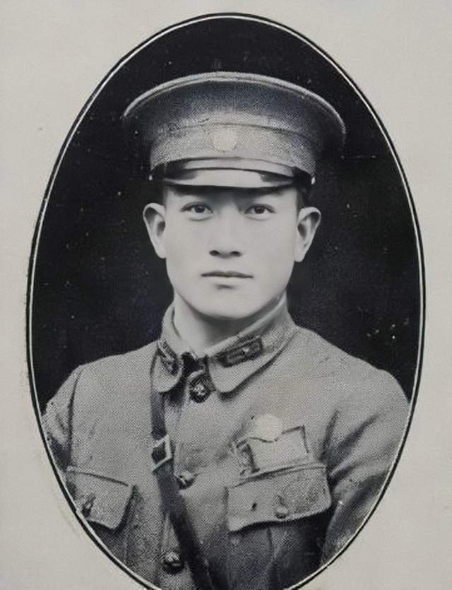 王天木叛变令军统受重创,为何未被处决?一个杀手道出其真实身份