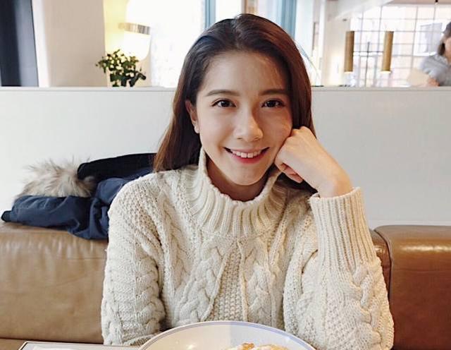 郭嘉文疑似已离开李泽楷,频频上线营业,事业不明朗心事重重_腾讯新闻