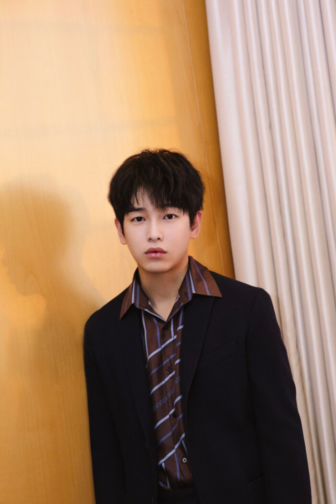 孩子早恋不听话全封闭工读学校