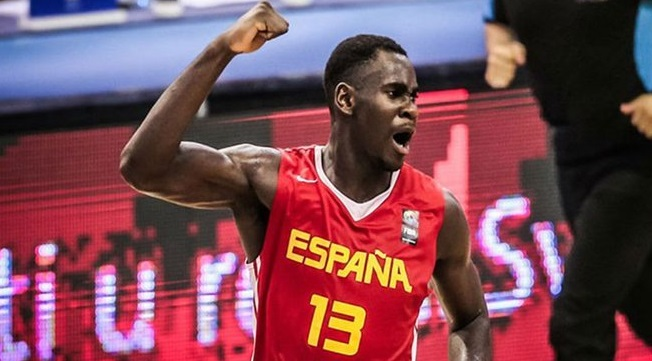 nba 西班牙不敌梦之队，但比赛最大赢家却是一位02年新秀？