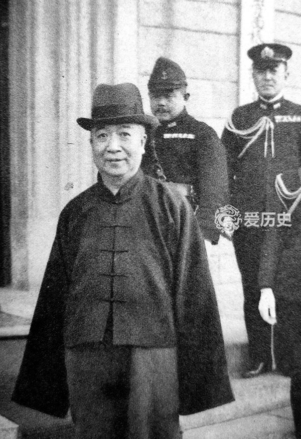 参会的伪"维新政府"行政院长梁鸿志这次"青岛会谈"实际上是汪伪政权