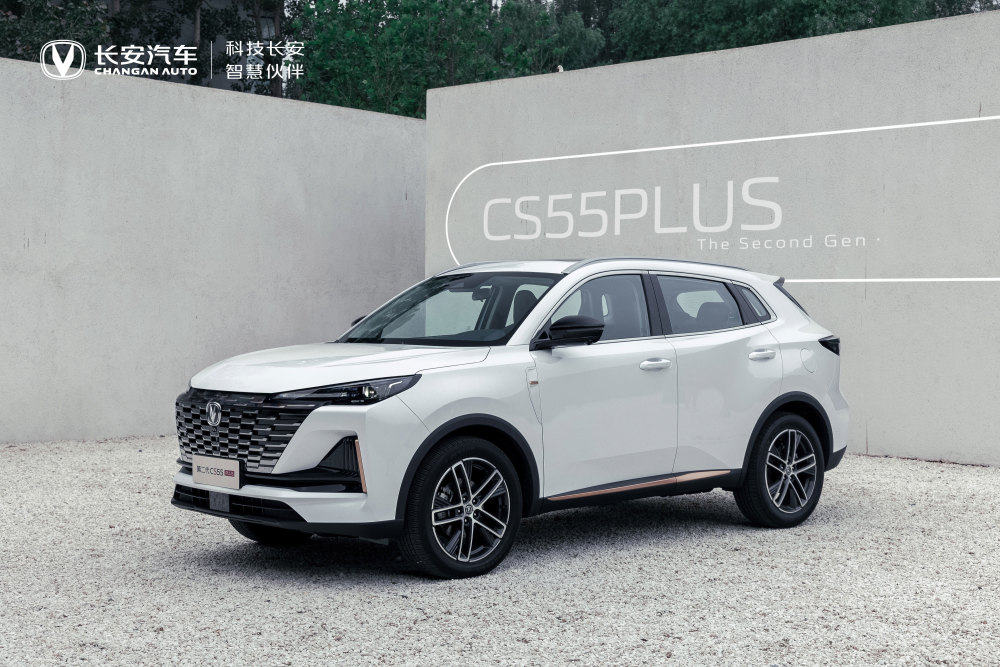 第二代长安CS55PLUS：抛开用户谈设计都是欺负老实人