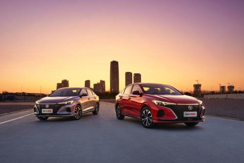 2021半年报，逸动PLUS稳居自主品牌轿车销量冠军