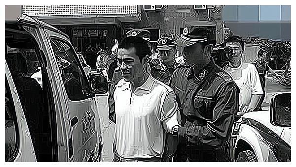 李正光伏法记:从坏孩子变黑帮老大,别人都说他够义气_腾讯新闻