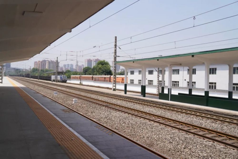 速来围观临潼君带你独家揭秘87岁网红如何旧貌换新颜