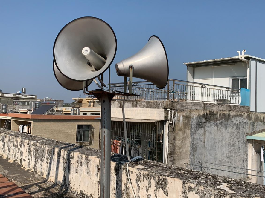 快来看湖口这个村安装了大喇叭好热闹你们村装了没