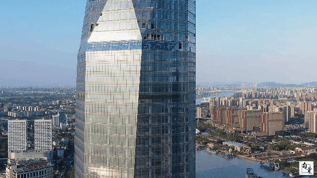 商圈串联起来营造一个多功能的都市公园绿地缤纷城还有最美书店钟书阁