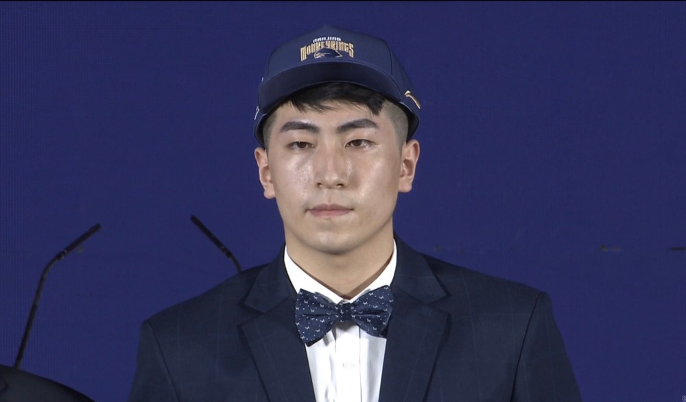 辽宁青年队球员关宁