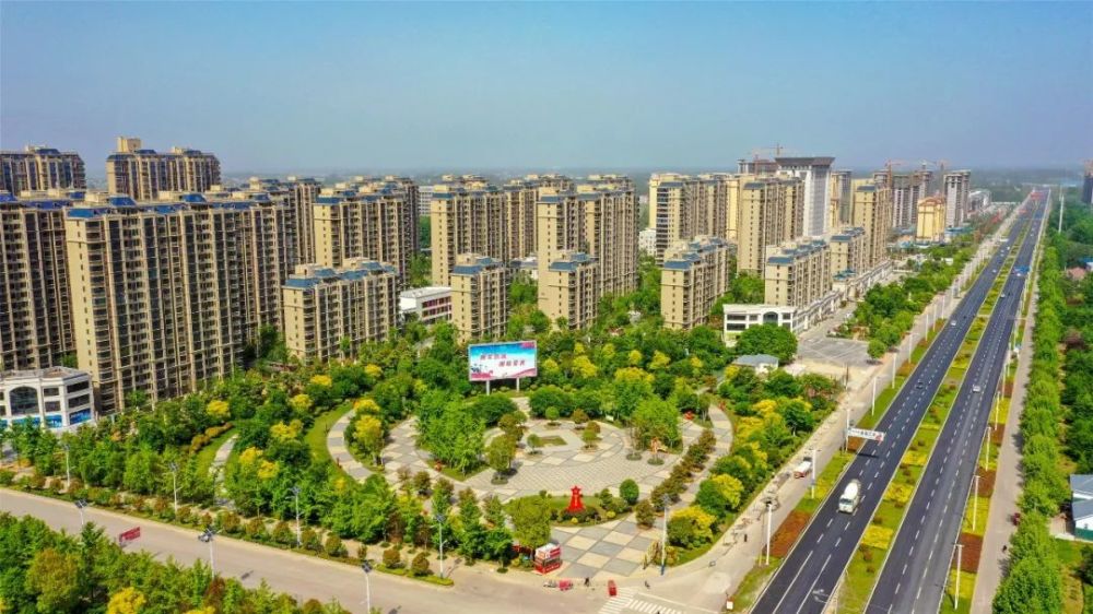 几百个人服务几十个业主,这么"豪横"的小区,柘城还真有!