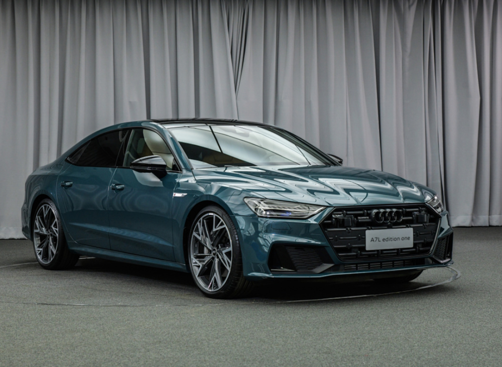 国产A7L先行版预定，张朝阳率先提车！奥迪：不超70万