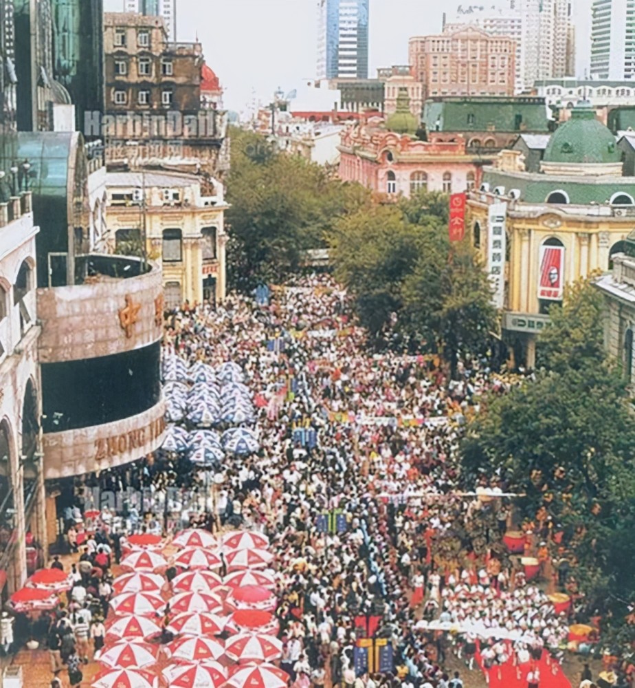 1994年的哈尔滨,看下这些街头景象,你认得不