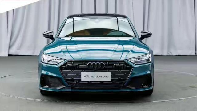 全新奥迪A7L先行版开启预售 不高于70万，哪些人会买单？
