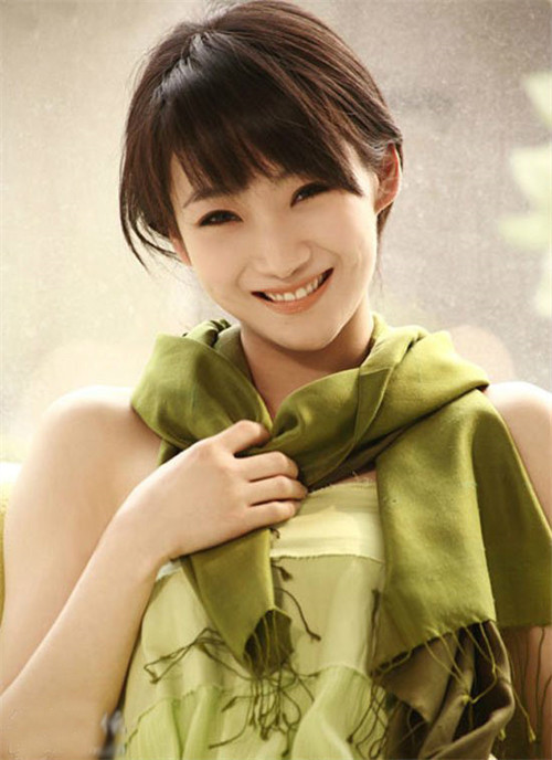 她是清朝皇族后裔,从不演任何清宫戏,却为刘德华破例演了次格格