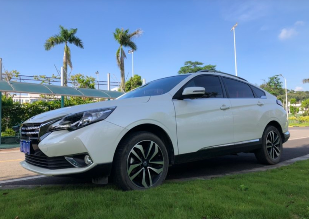 国产溜背SUV先行者，190马力11.88万起，一个月卖两台比停产难受