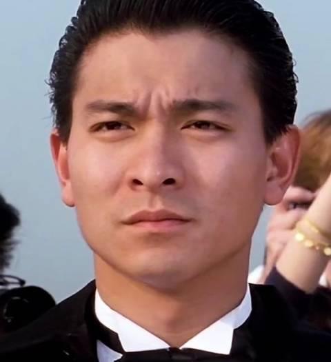 央视唯一关注的艺人,从无名小卒到天王巨星,刘德华凭啥能红40年