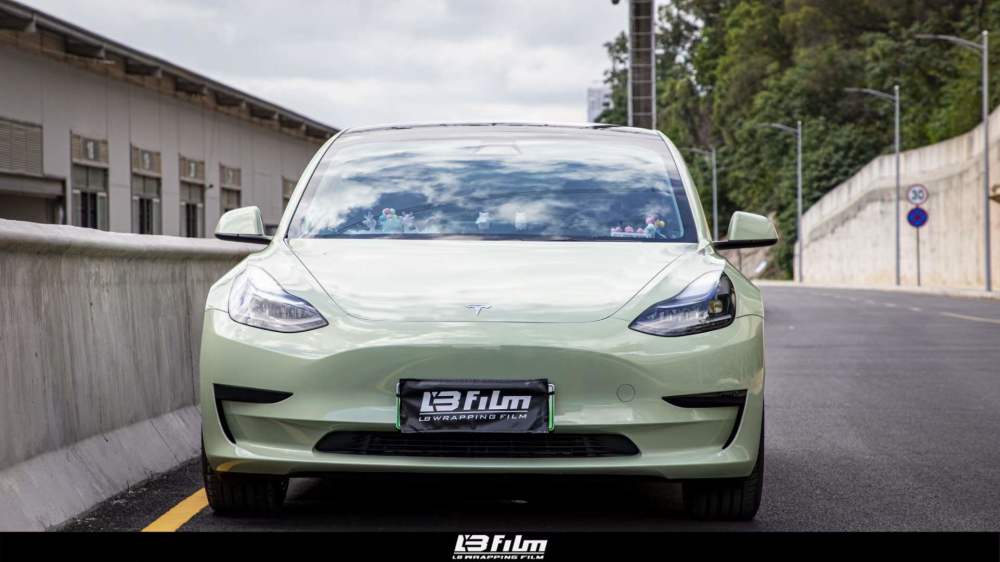 特斯拉-Model3改色贴膜LB FILM改色膜高亮卡其绿