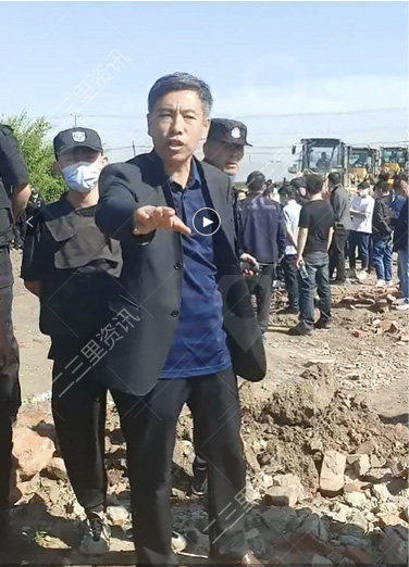 呼兰富强村蔬菜大棚补偿分歧后被拆除