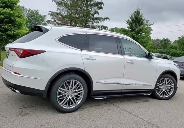 尺寸不输宝马x5,讴歌王牌大七座suv实拍,6缸引擎 四驱,真霸气