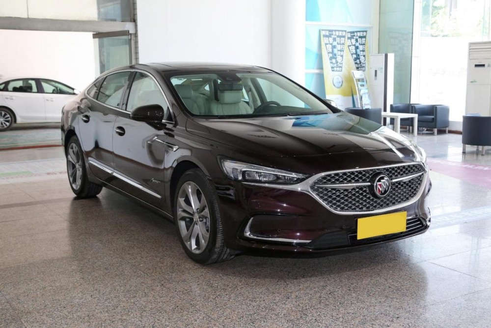 长超5米配2.0T＋9AT，价格不贵但豪华感十足，带你看别克君越