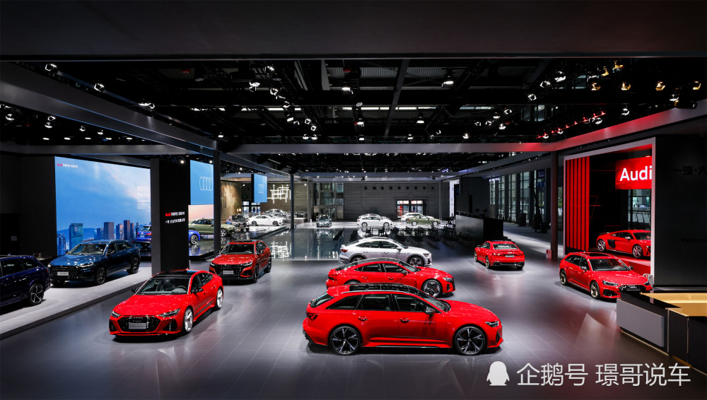 全新奥迪Q5L家族亮相粤港澳大湾区车展，继续在B级豪华SUV中排第一