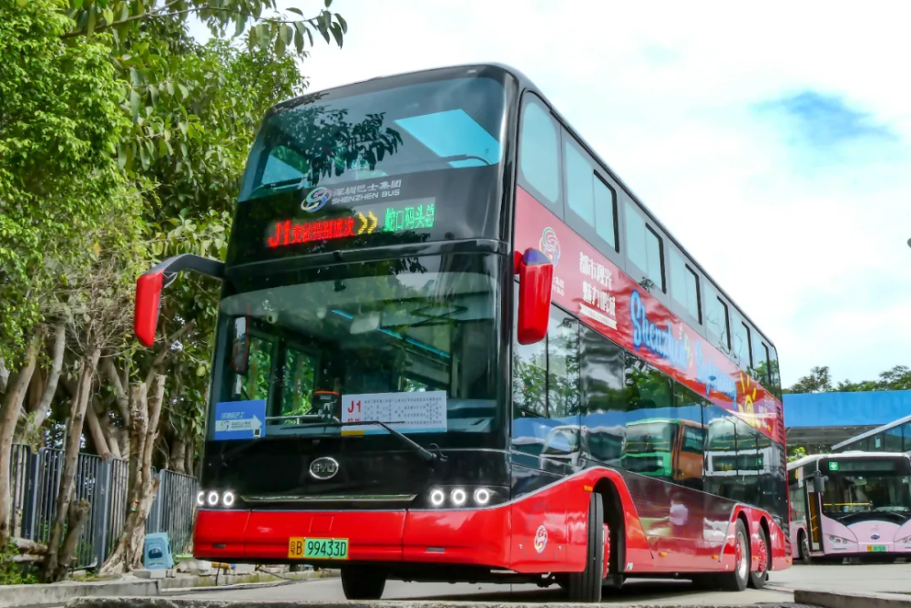 深圳再现103线和j1线这群公交迷坐上红胖子重温