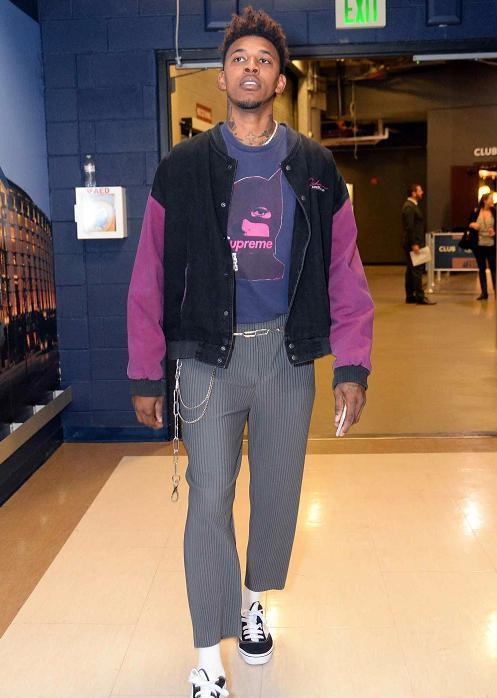 身材大变样36岁尼克杨再次打比赛大肚腩抢戏胖到cba都嫌弃