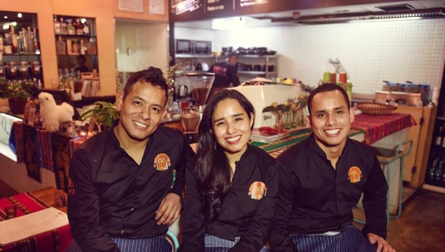 驻扎在山东的将军攸侯喜,所率25万军队不愿归顺武王姬发.