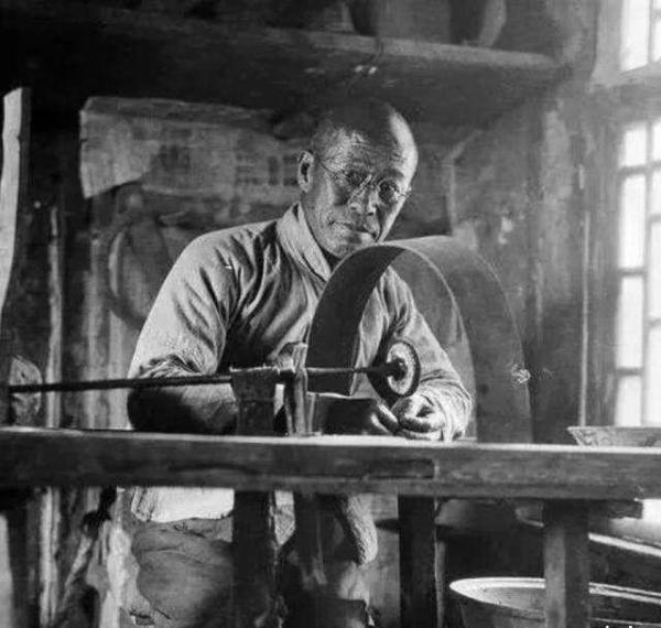 中国的发明大王——黄履庄,还发明过自行车_腾讯新闻